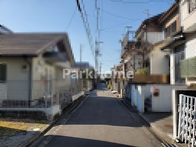 高知市 比島町 4丁目　中古住宅の前面道路含む現地写真|南側接道