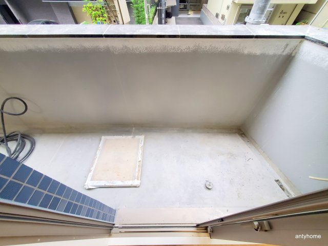 プレサンス天満橋ヴェルエラ　仲介手数料無料のバルコニー