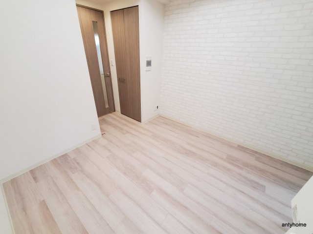 プレサンス天満橋ヴェルエラ　仲介手数料無料の居間・リビング