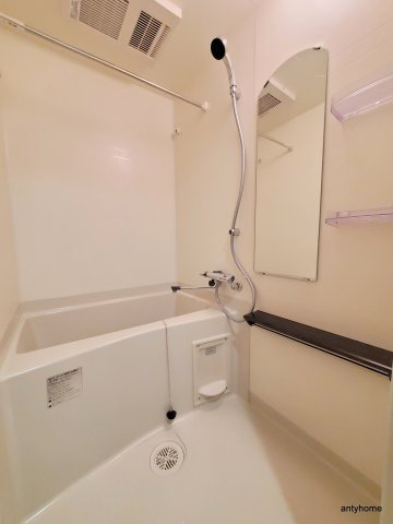 プレサンス天満橋ヴェルエラ　仲介手数料無料の浴室