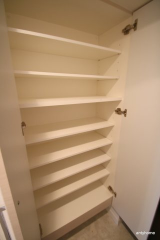 S-RESIDENCE江坂　仲介手数料無料の収納