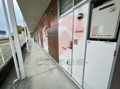 【エントランス】 | レオパレスもくむく公園前