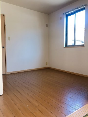 ガーデンテラス広明町の寝室