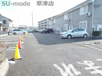 【駐車場】