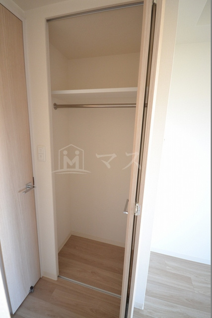 プレサンス四天王寺前夕陽ヶ丘の収納|別部屋参考写真