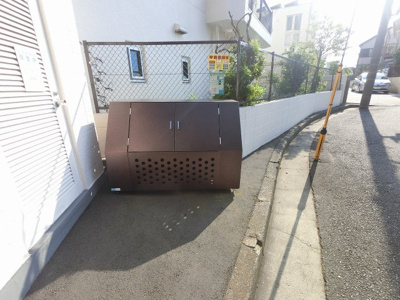 【その他共用部分】 | 吹上マンション | ゴミ置場です。
