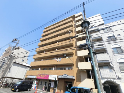 【外観】 | ヴァンハウス川崎京町サングレイス | 総戸数２６戸、１９８９年１１月築、管理人は巡回勤務につき管理体制良好です♪