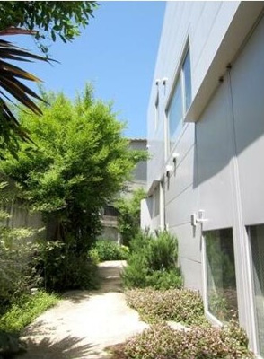 【エントランス】 | AOI apartment | コムハウジングにおまかせください！０３－３３７６－４６９４