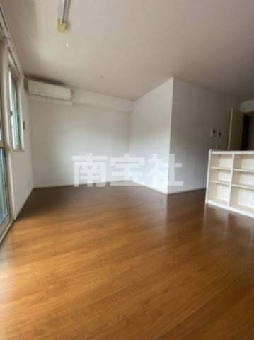 【居間・リビング】 | エアコン付き１２畳