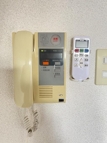 【セキュリティ】 | ロイヤル渡辺通(ロイヤルワタナベドオリ) | 別号室の写真になります。現況優先。