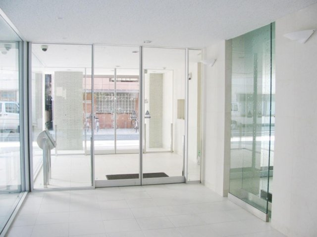 パークリュクス本郷のエントランス|エントランス