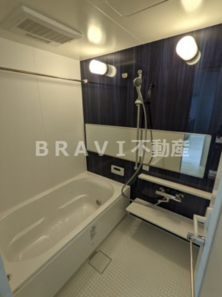 ポラリス松ヶ枝 BRAVI不動産の浴室|【ポラリス松ヶ枝】浴室乾燥機付きのお風呂
