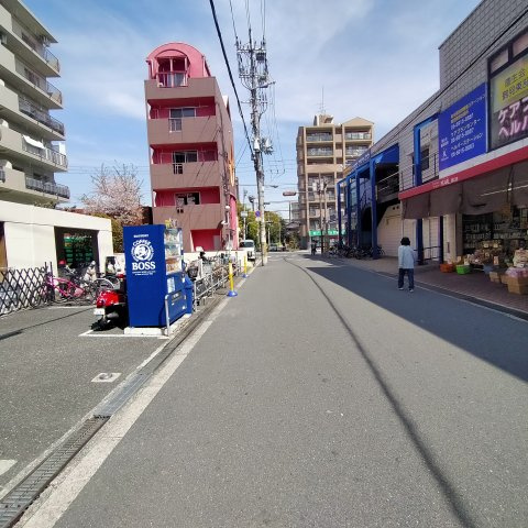 パークプラザ鶴見の周辺|周辺道路です。スーパー・コンビニが近く生活至便です♪