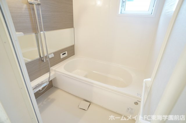 熊本市東区長嶺東８丁目のアパートの浴室