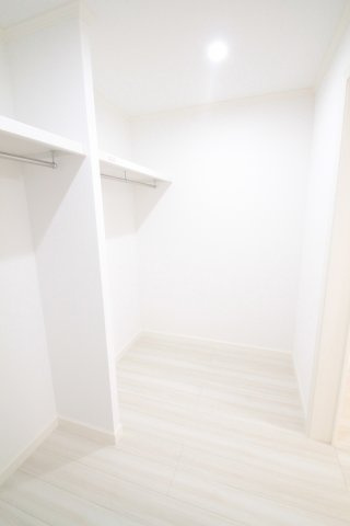 Ｍｉｎｅｔｔｅの収納|ウォークインクローザット