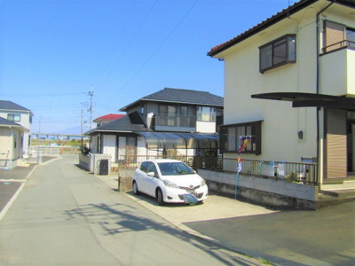 【前面道路含む現地写真】 | 中古戸建　南アルプス市野牛島 | 前面道路含む現地写真です