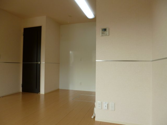 倉敷市広江５丁目のアパートの居間・リビング