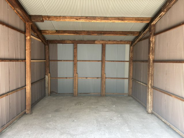 久々知1丁目332番シャッター付きガレージ【管理番号64】の内装