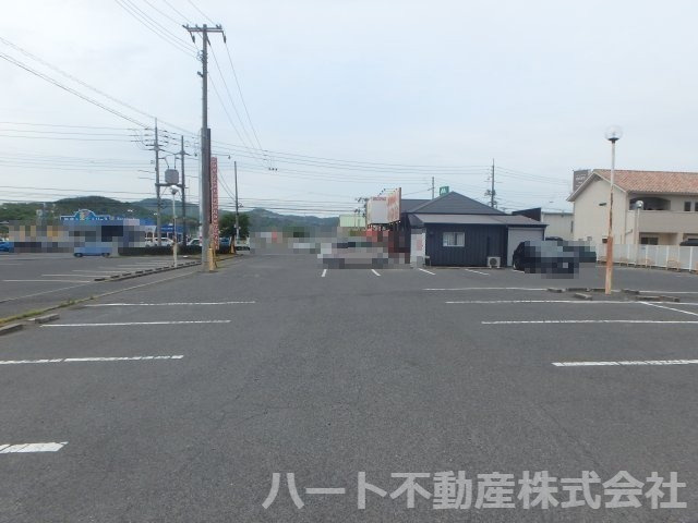 平田テナントの駐車場