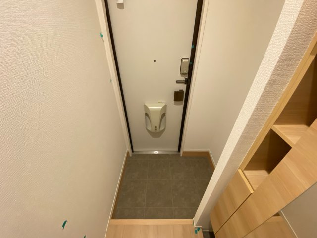 Newdorf弐番館 の玄関