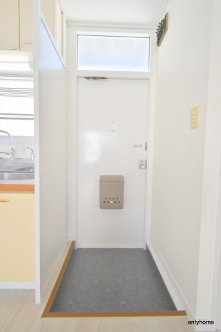 タカマツレジデンス緑地公園SOUTH　仲介手数料無料の玄関