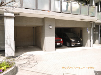 【駐車場】