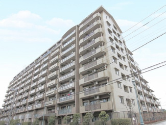 【外観】 | 総戸数１１６戸、平成９年６月築、管理人は日勤勤務につき管理体制良好です♪