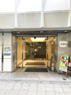 【エントランス】