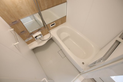 【浴室】 | Newdorf(ﾆｭｰﾄﾞﾙﾌ)弐番館