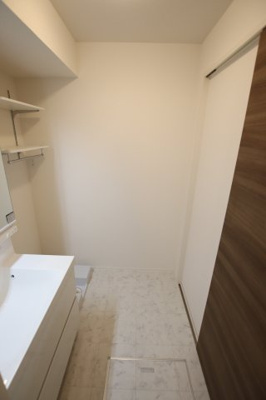 【洗面所】 | Newdorf(ﾆｭｰﾄﾞﾙﾌ)弐番館