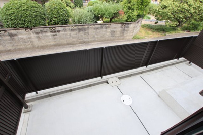 【庭】 | Newdorf(ﾆｭｰﾄﾞﾙﾌ)弐番館