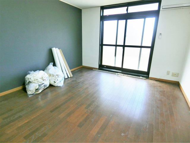 アークAの居間・リビング