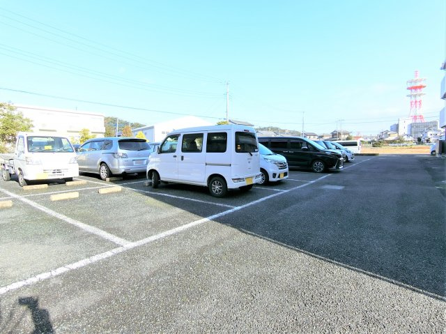 アークAの駐車場