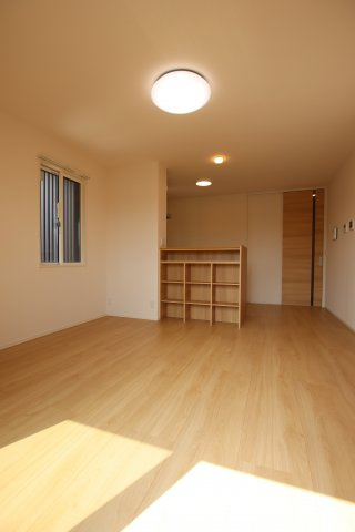 【居間・リビング】 | Newdorf(ﾆｭｰﾄﾞﾙﾌ)弐番館