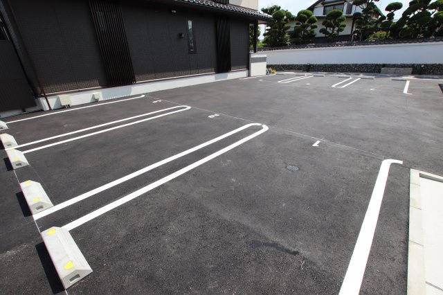 【駐車場】 | Newdorf(ﾆｭｰﾄﾞﾙﾌ)弐番館