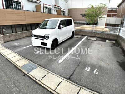 【駐車場】 | フレッサＡ | 車をお持ちの方に嬉しい駐車場付きの物件です