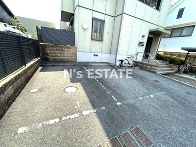 【駐車場】 | シャーメゾン上野