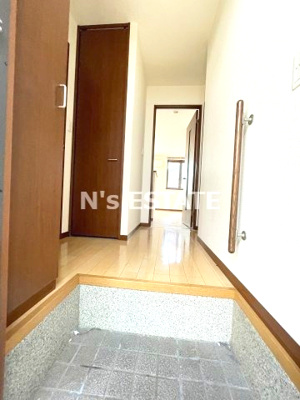 【玄関】 | シャーメゾン上野