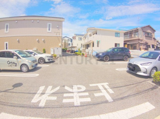 【駐車場】