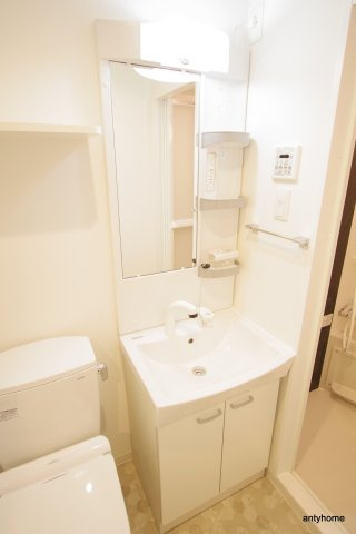 エグゼ天神橋　仲介手数料無料の洗面所