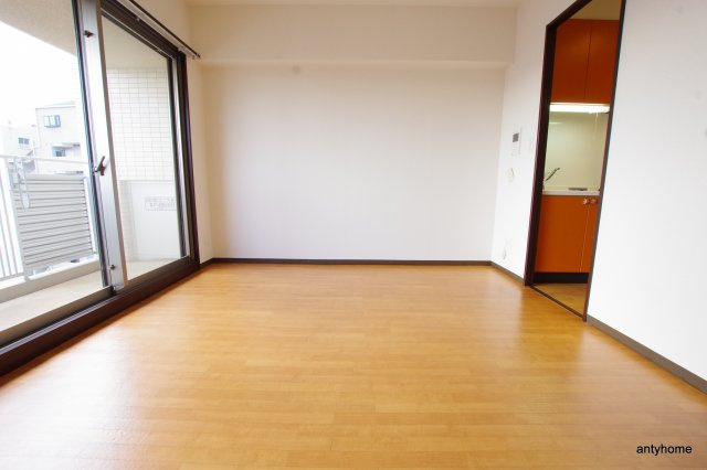 アーバンフラッツ西中島　仲介手数料無料の洋室