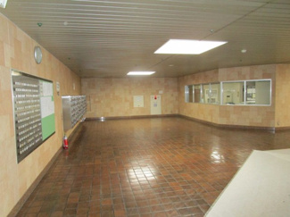 【エントランス】