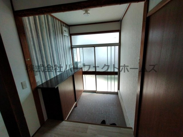 養父丘2丁目戸建　賃貸の玄関|きれいな玄関です
