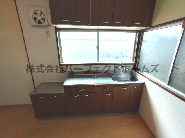 養父丘2丁目戸建　賃貸のキッチン|お料理しやすいキッチンです