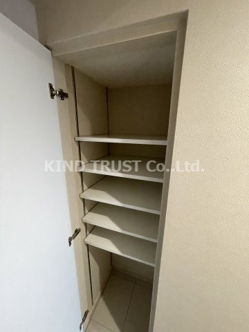 ラグレイステンロクの収納|収納があります