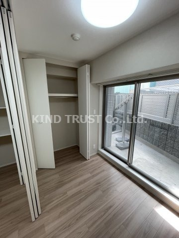 ラグレイステンロクの洋室