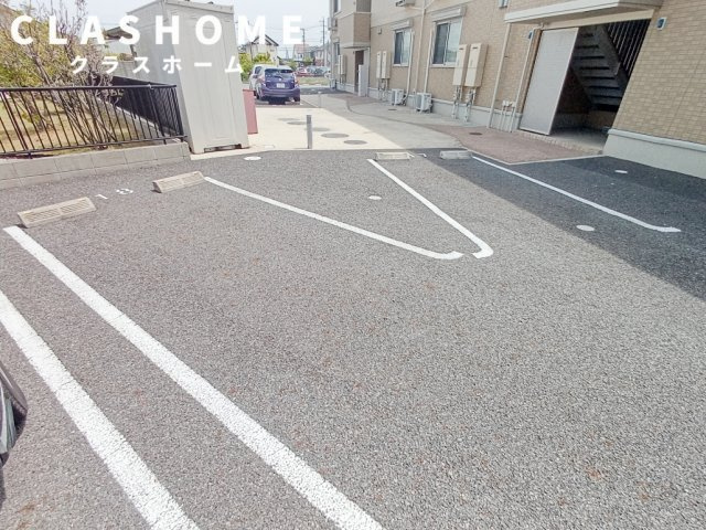 ローベルジュ　B　　刈谷市の賃貸ならクラスホーム刈谷店の駐車場