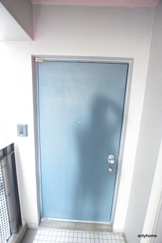 メゾンドゥレイナ2　仲介手数料無料の玄関