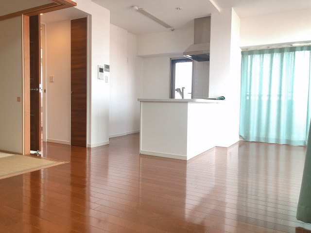 グランステーシア津新町の居間・リビング