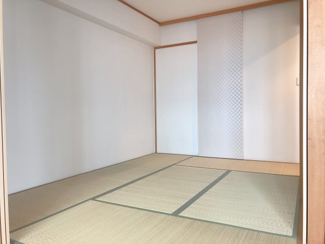 グランステーシア津新町の和室